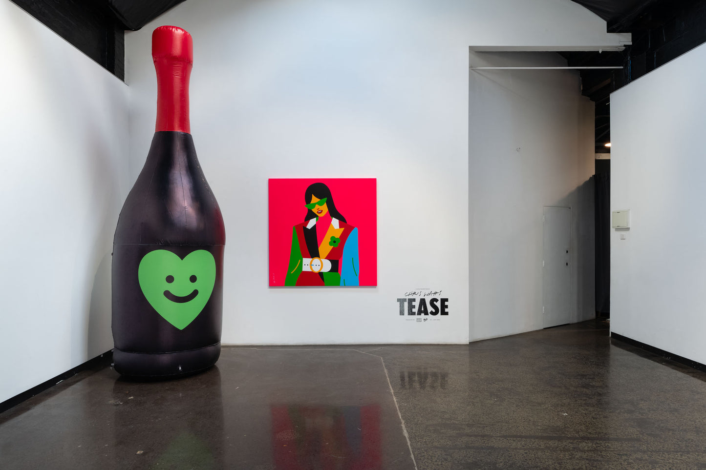 Chris Watts - CHAMPAGNE SMILE INFLATABLE